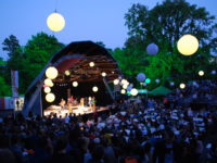 Vier de zomer in het Vondelpark Openluchttheater