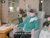 Ouderen virtueel door het Rijksmuseum